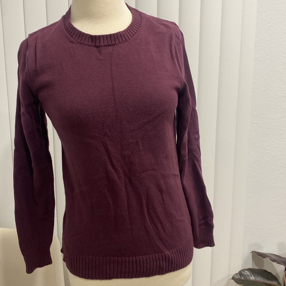 AMAZON ESSENTIALS SWEATER